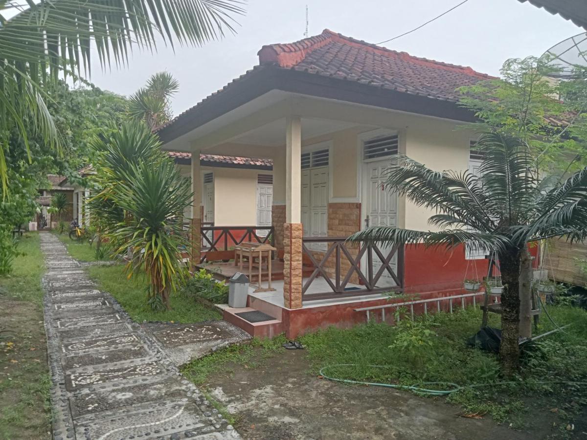 Homestay Lucu 2 Gili Trawangan Esterno foto