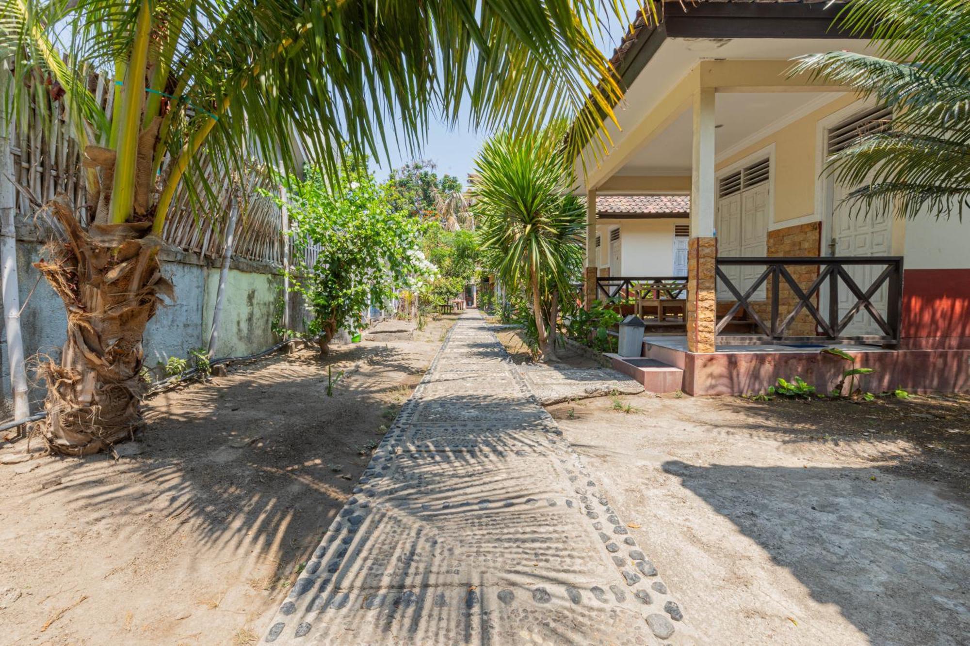 Homestay Lucu 2 Gili Trawangan Esterno foto
